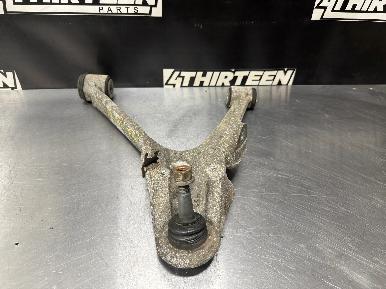 97 - 04 C5 CORVETTE RIGHT FRONT LOWER CONTROL ARM USED OEM #L310
