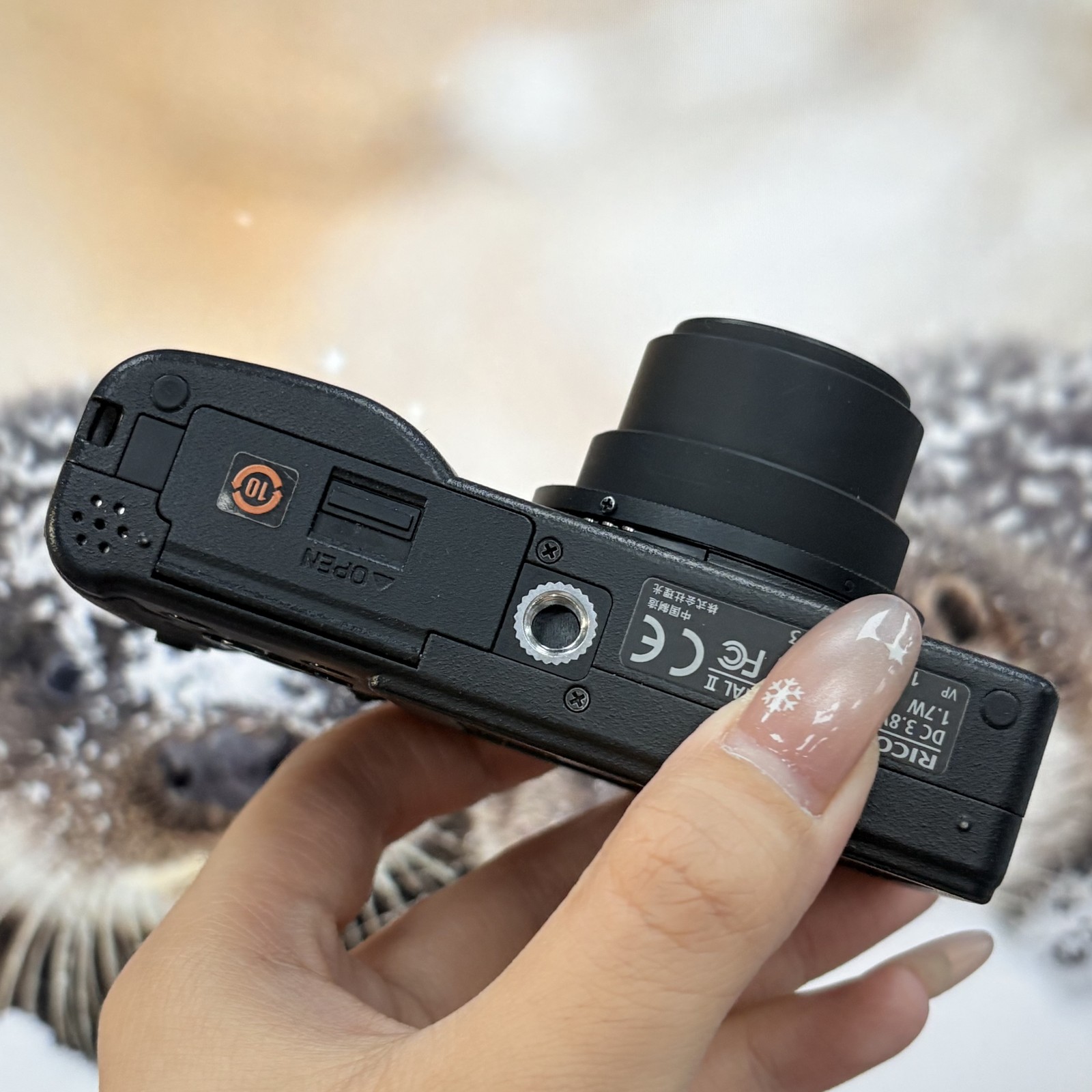 Ricoh GR Digital II GRD2 Compact Digital Camera Built-in Flash-95% New