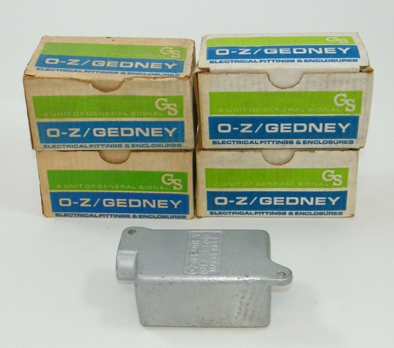 (4) NEW! O-Z / GEDNEY FS-1-50 OUTLET BOX 1/2"