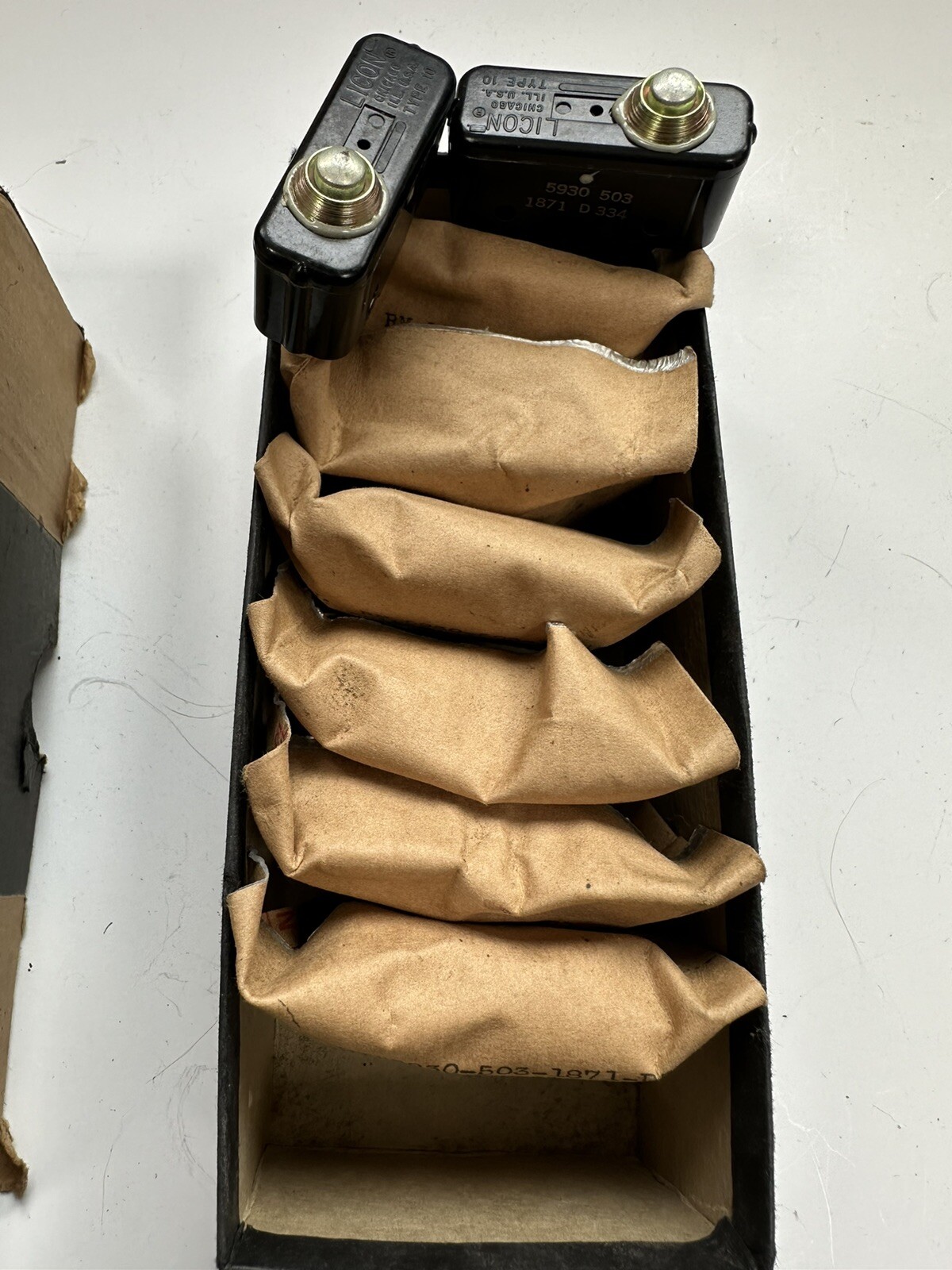 8 NOS Mil Spec Licon Micro Switches 15 A Type 10 SPDT