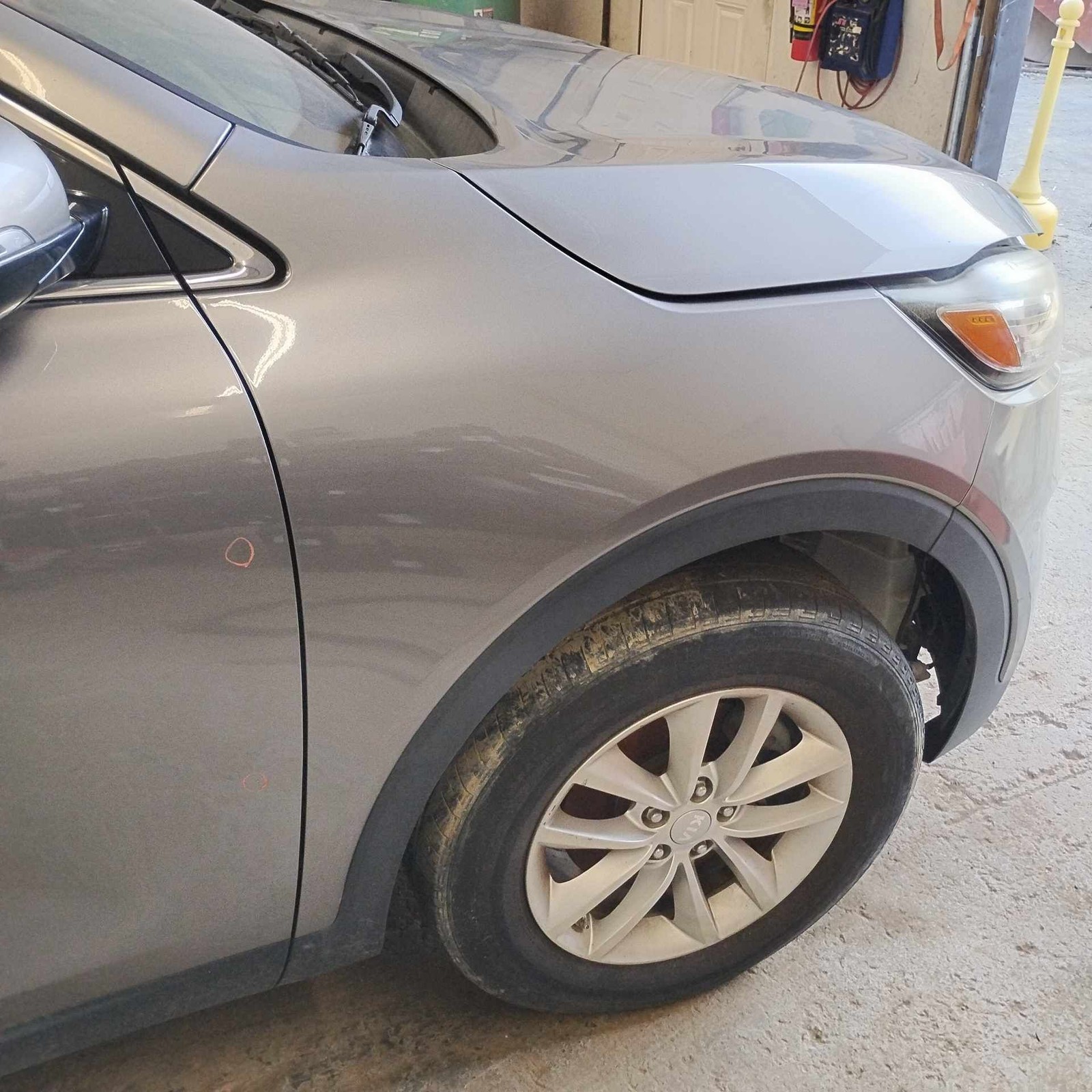 Spindle Knuckle Front KIA SORENTO Right 16 17 18