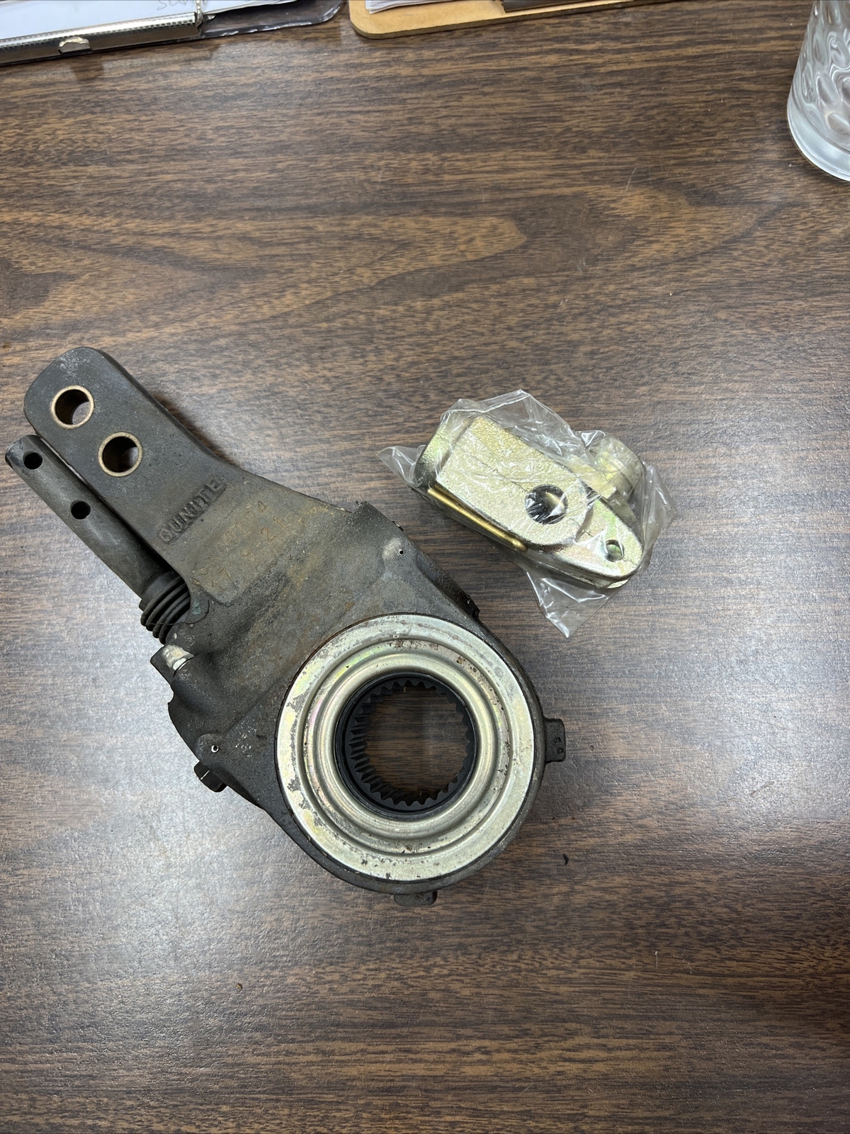 Gunite Slack Adjuster ASA00204 175921 (New Old Stock)