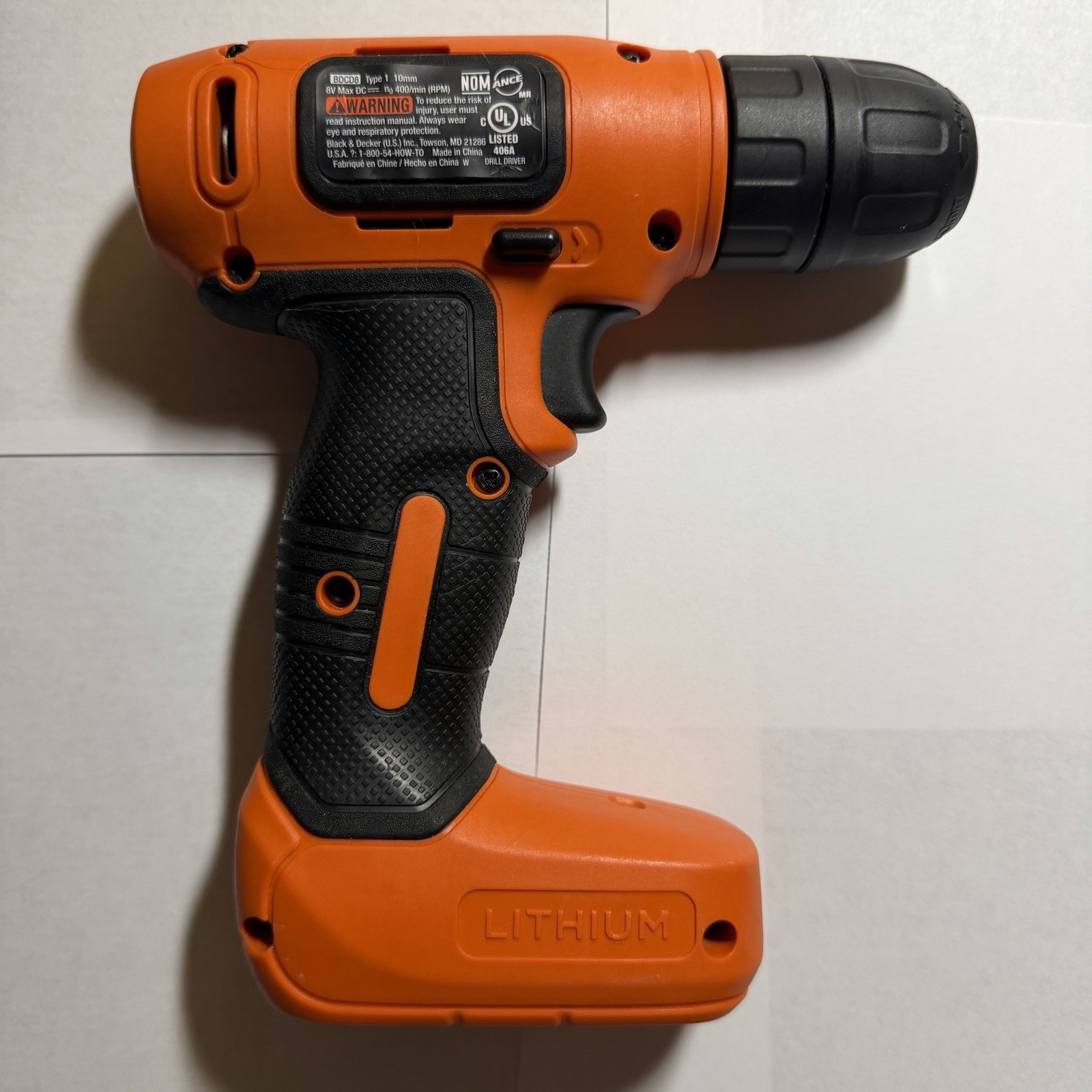 BLACK+DECKER BDCD8C 8V Max Cordless Lithium Drill With Adapter & Screw Pieces