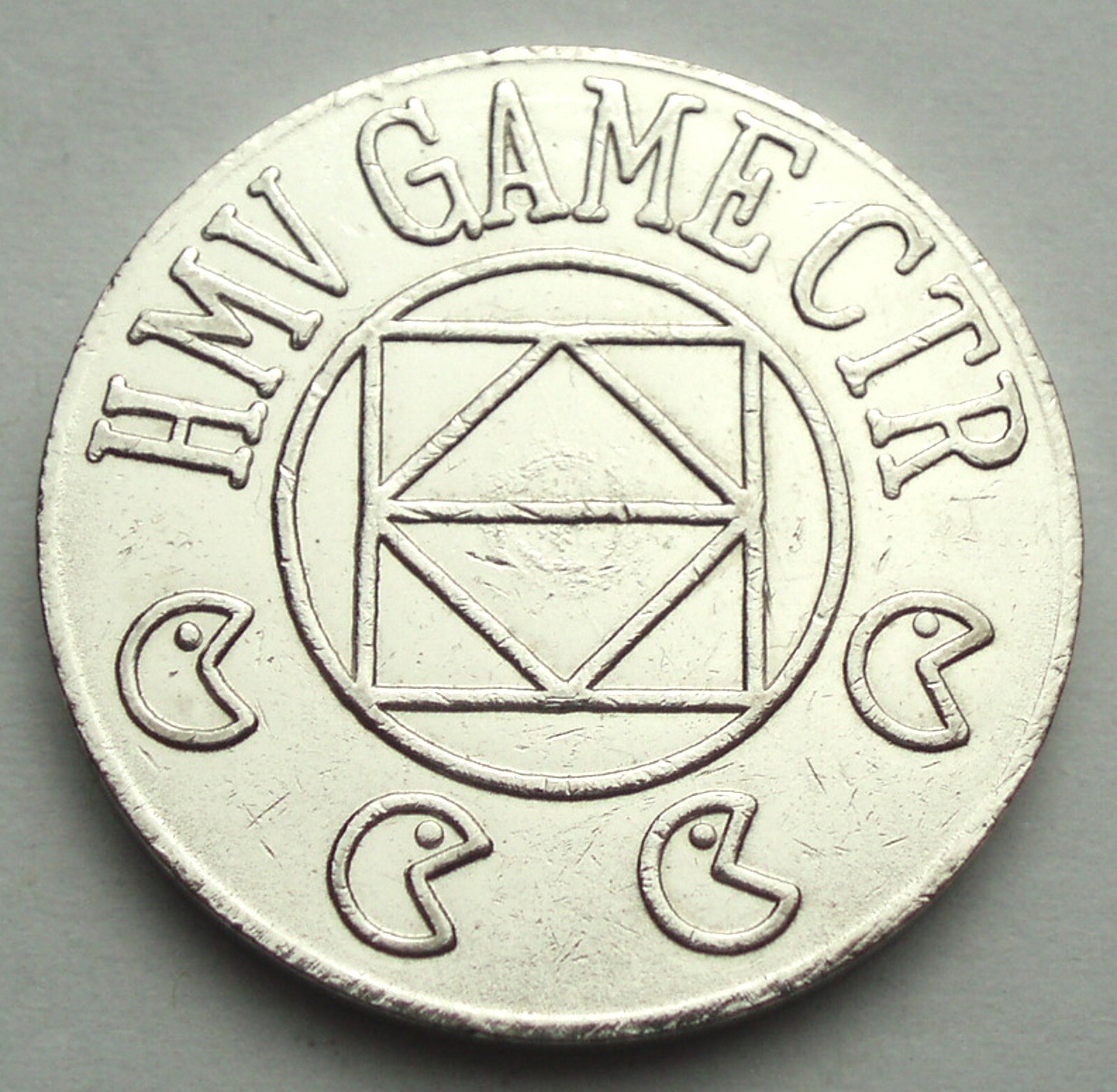 HMV GAME CTR Pac-Man Gaming Token 25.3mm 7.2g CuNi. FF13.3