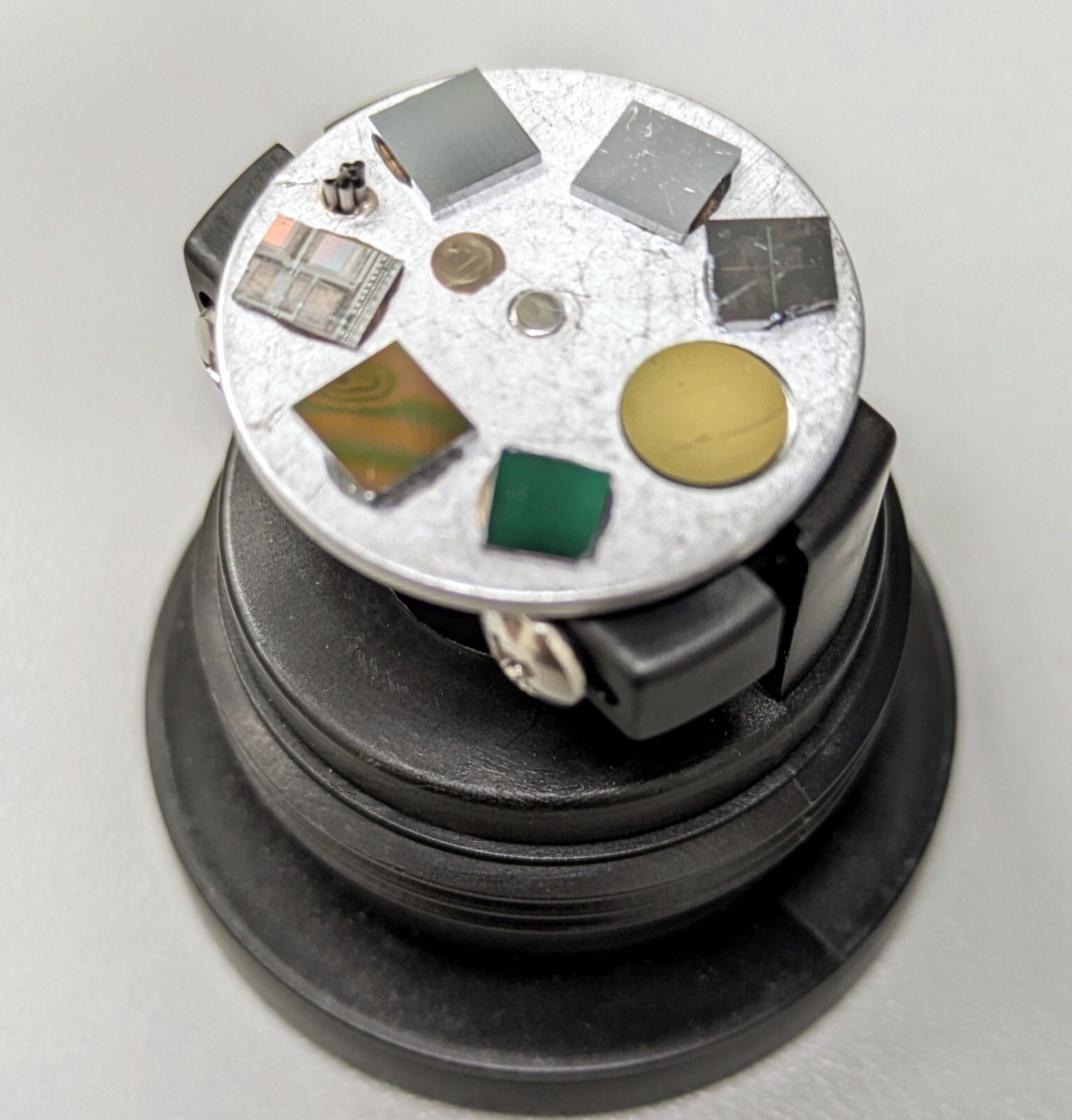 SEM Test Calibration Sample - FEI Part 4022 262 37681 System Test