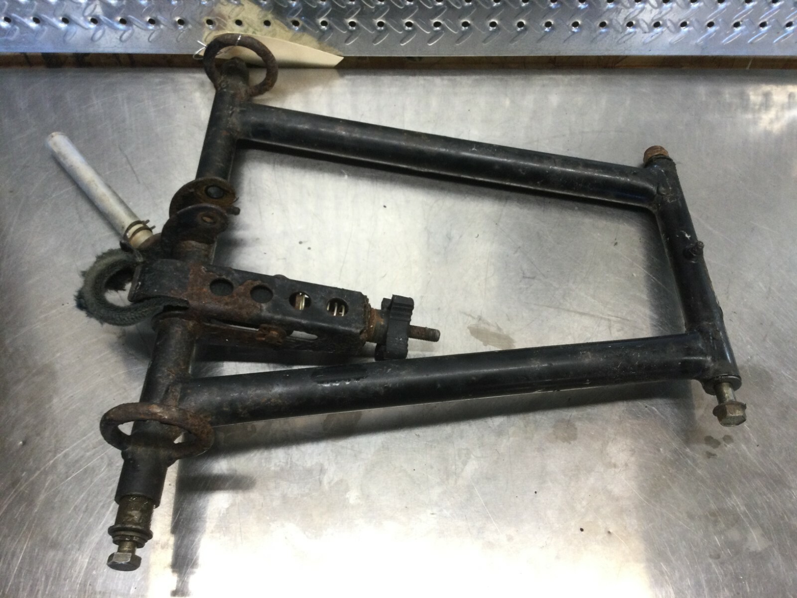1995 SKI-DOO FORMULA Z 583 FRONT ARM 503157300 S011