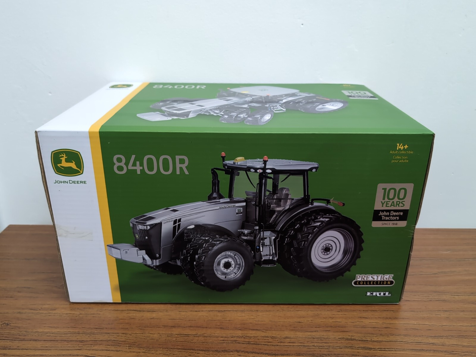 1/16 Ertl Farm Toy John Deere 100 Years Of Life Silver 8400R Tractor