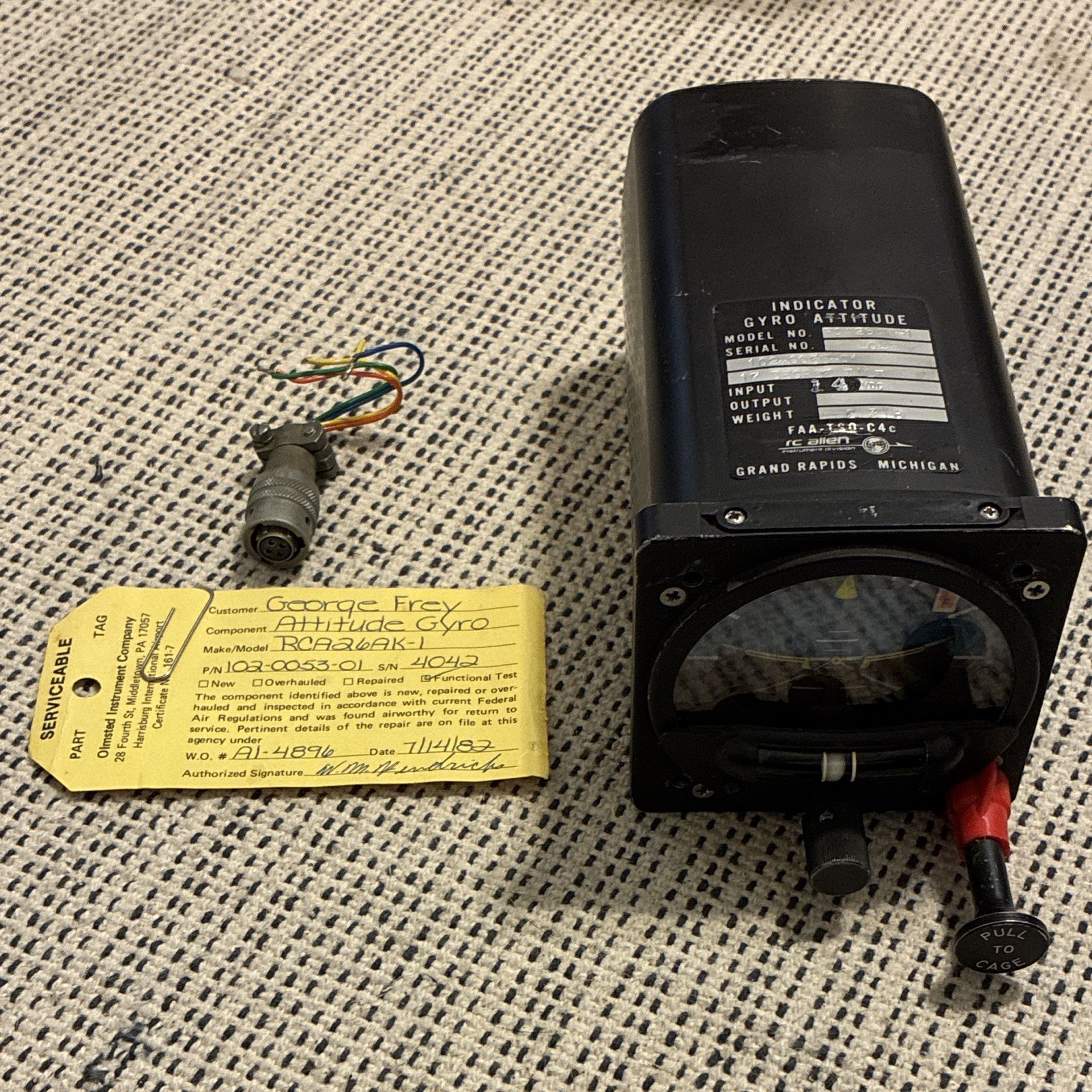 RC Allen Electric Attitude Indicator, RCA26AK-1