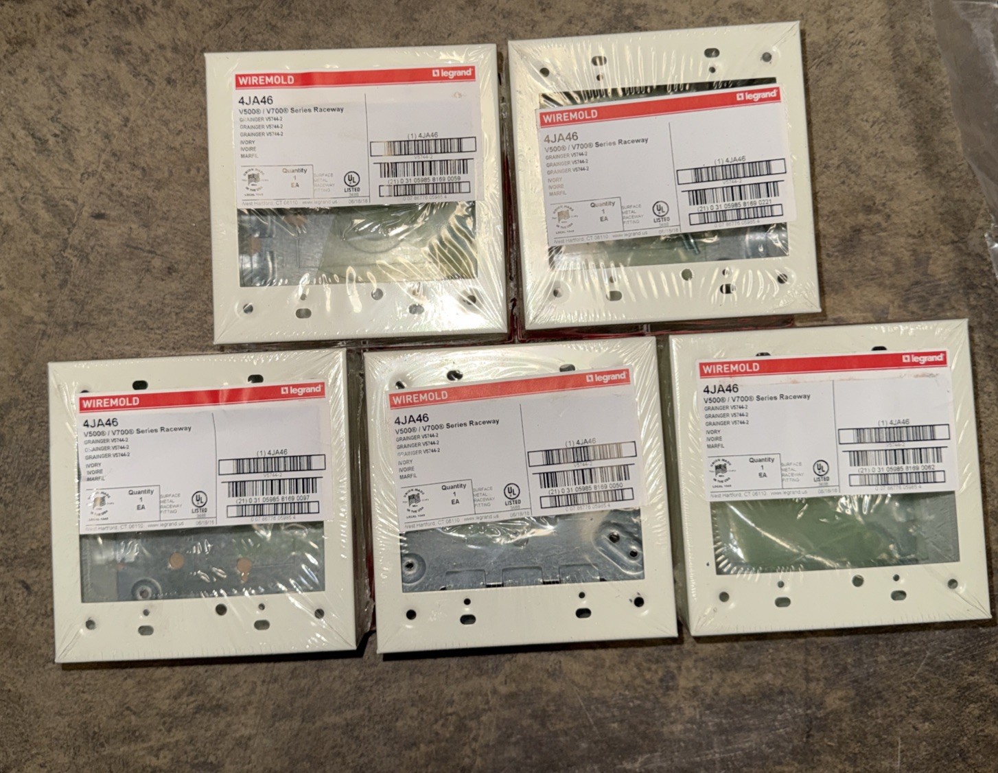 WIREMOLD legrand 4JA46 V500/V700 Series Raceway Grainger V5744-2 2-Gang LOT 5