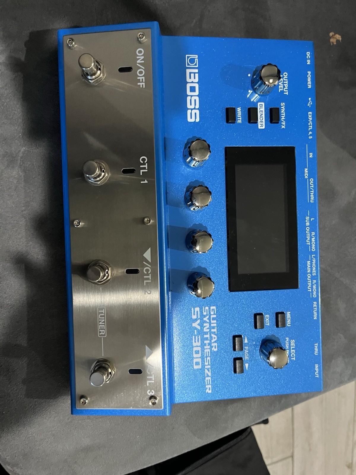 Boss SY-300 Digital Guitar Synthesizer