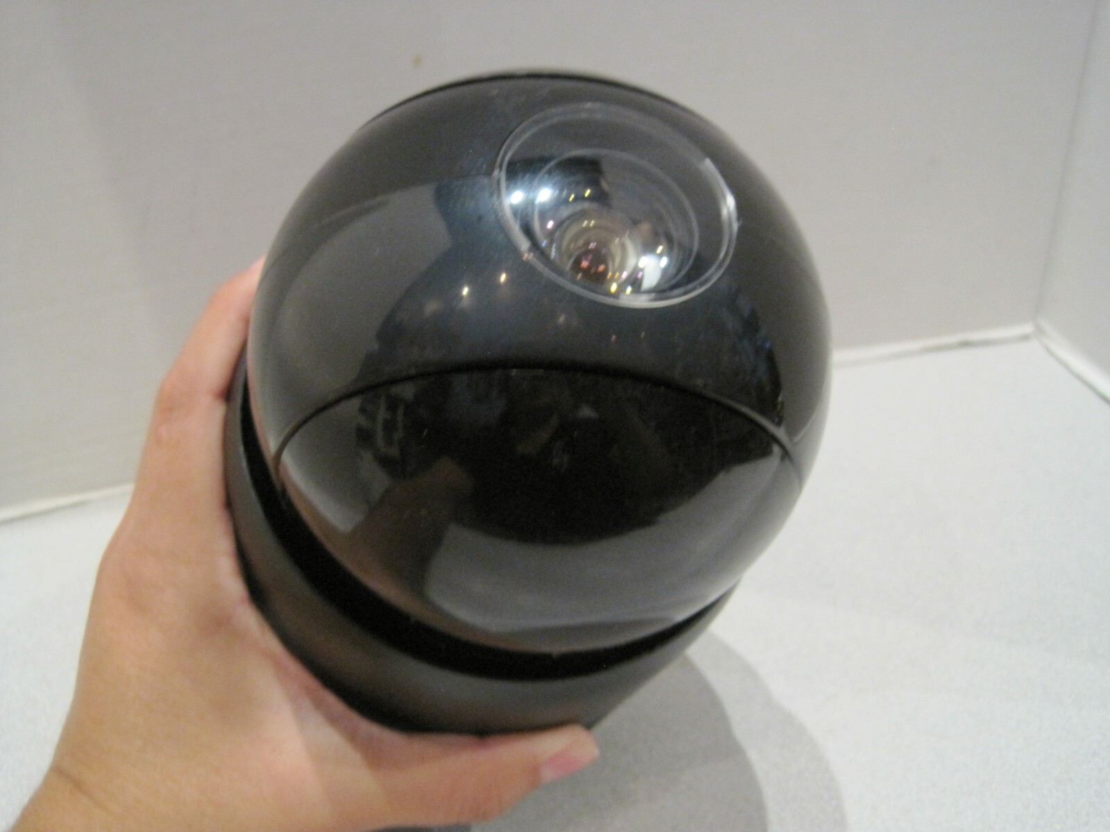 DOME SECURITY CAMERA HID2404HCE11N & HID2404SME11N