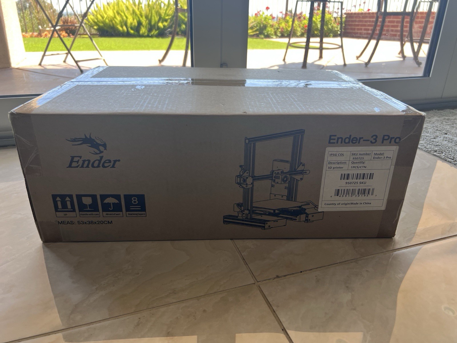 [NEW IN BOX] Ender 3 Pro