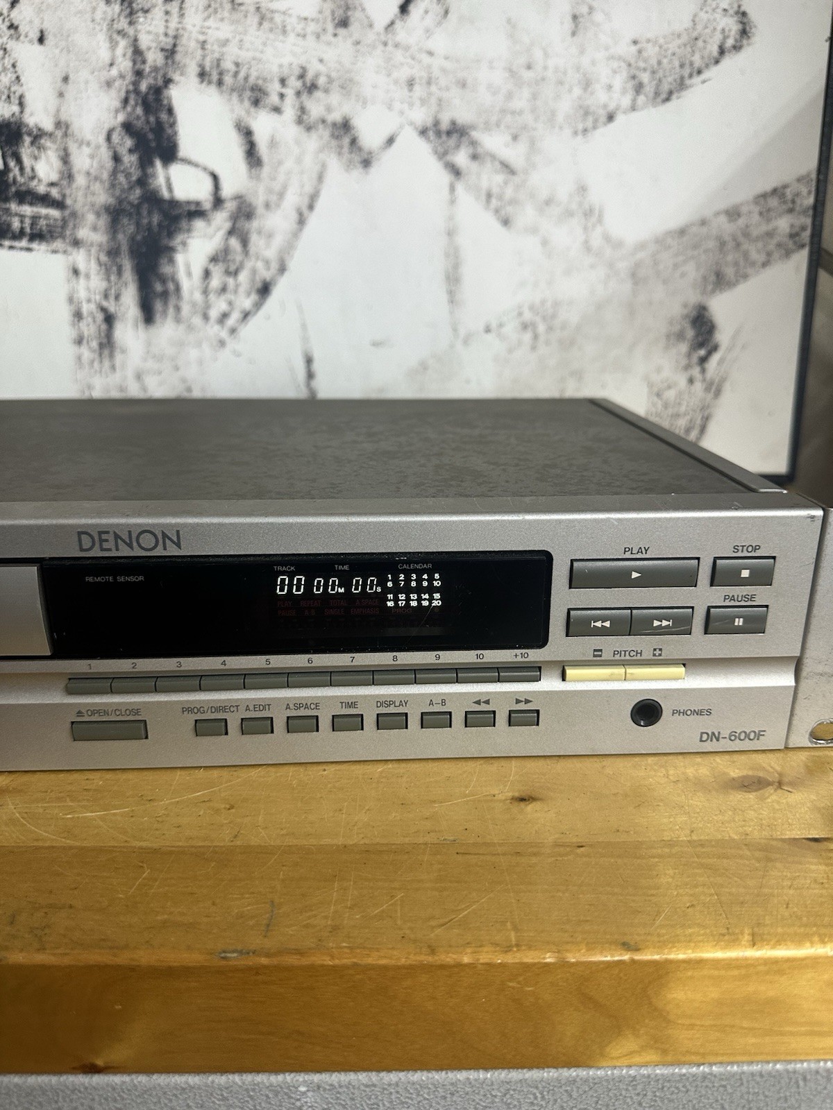 Denon DN-600F Single Compact Disc Player Rack Mount No Remote