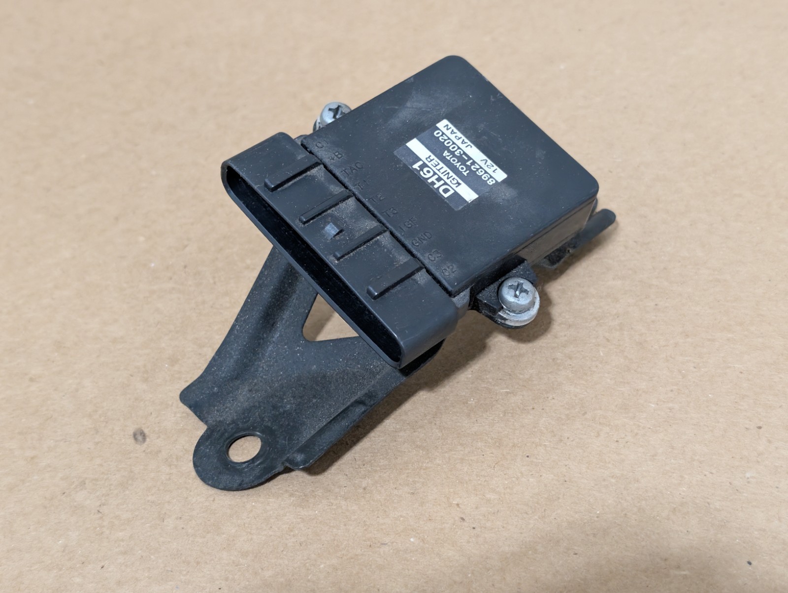 2001-2005 Lexus IS300 OEM Igniter Ignition Module Computer GOOD CONDITION