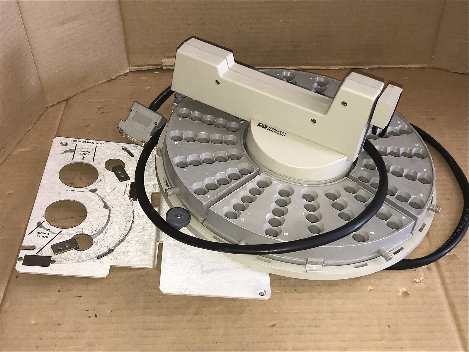 HP 18596A Autosampler for 5890 Series Gas Chromatographs