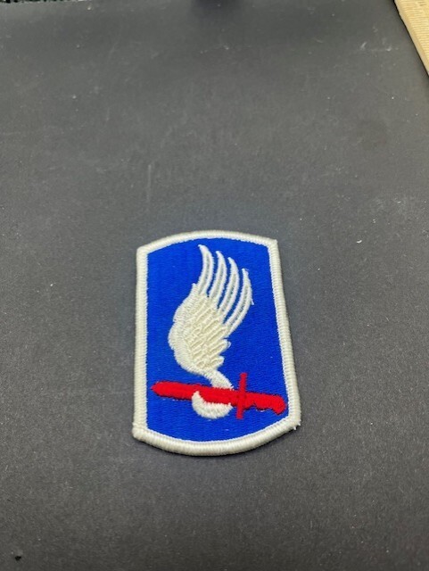 VINTAGE US ARMY 173rd AIRBORNE BRIGADE SEW ON PATCH NOS COLOR