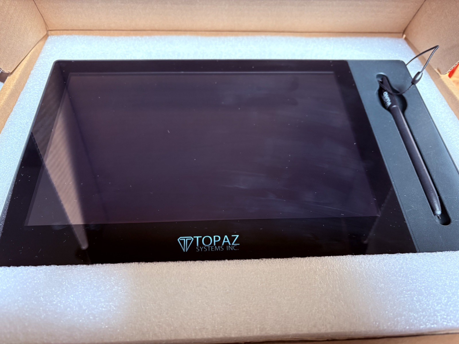 Topaz GemView 10" Tablet Display Signature Terminal (TD-LBK101VA-USB-R) Black