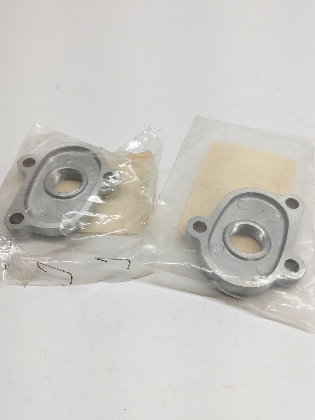 LOT OF 2 HITACHI VH500 CAPS 876714P (NEW)