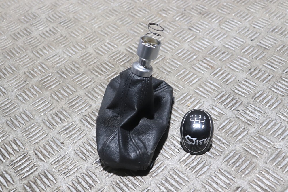 FORD FOCUS MK3 1.6 TDCI EURO5 6SP MANUAL GEAR GAITER KNOB 2015-2018 SJ15U