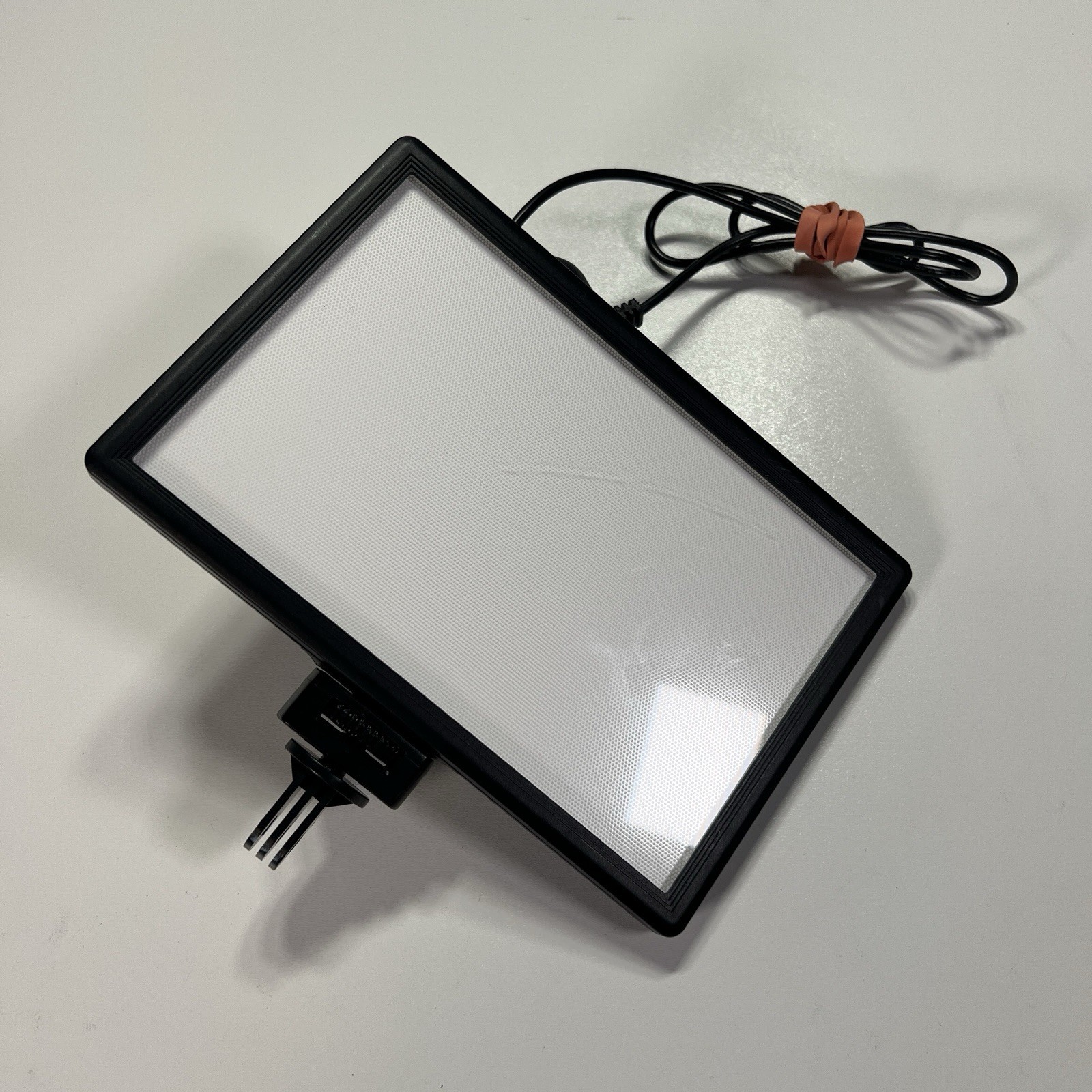 L122T Ultra Thin LED Video Light Panel with LCD Display Dimmable Bi Color 3300K