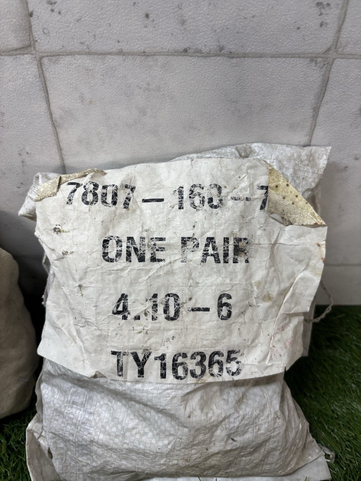 TY16365: Single-Ring Tire Chain 2 Sets of 2