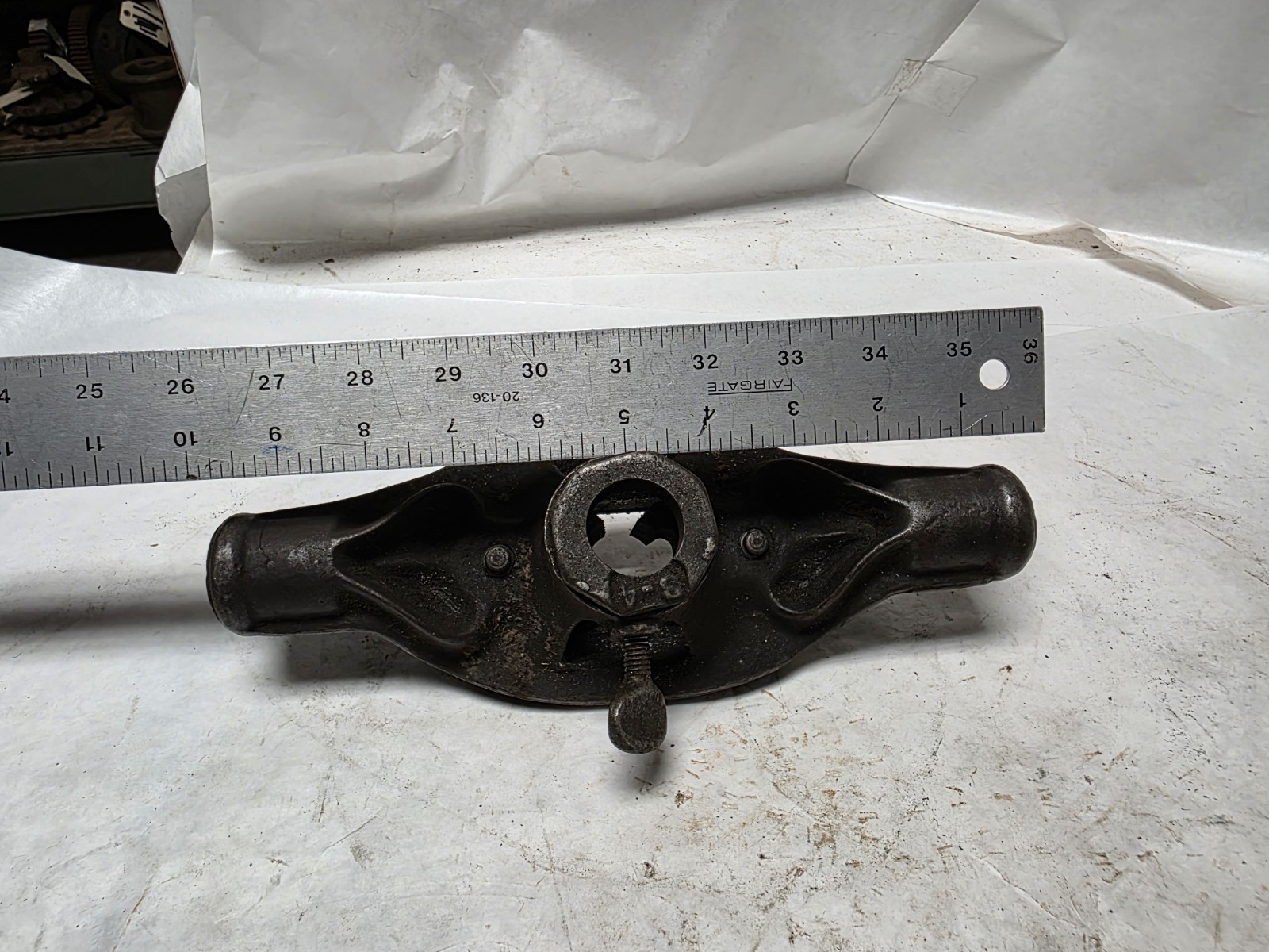 Vintage Armstrong No. 2 Adjustable Pipe Threader with 3/4" Dies