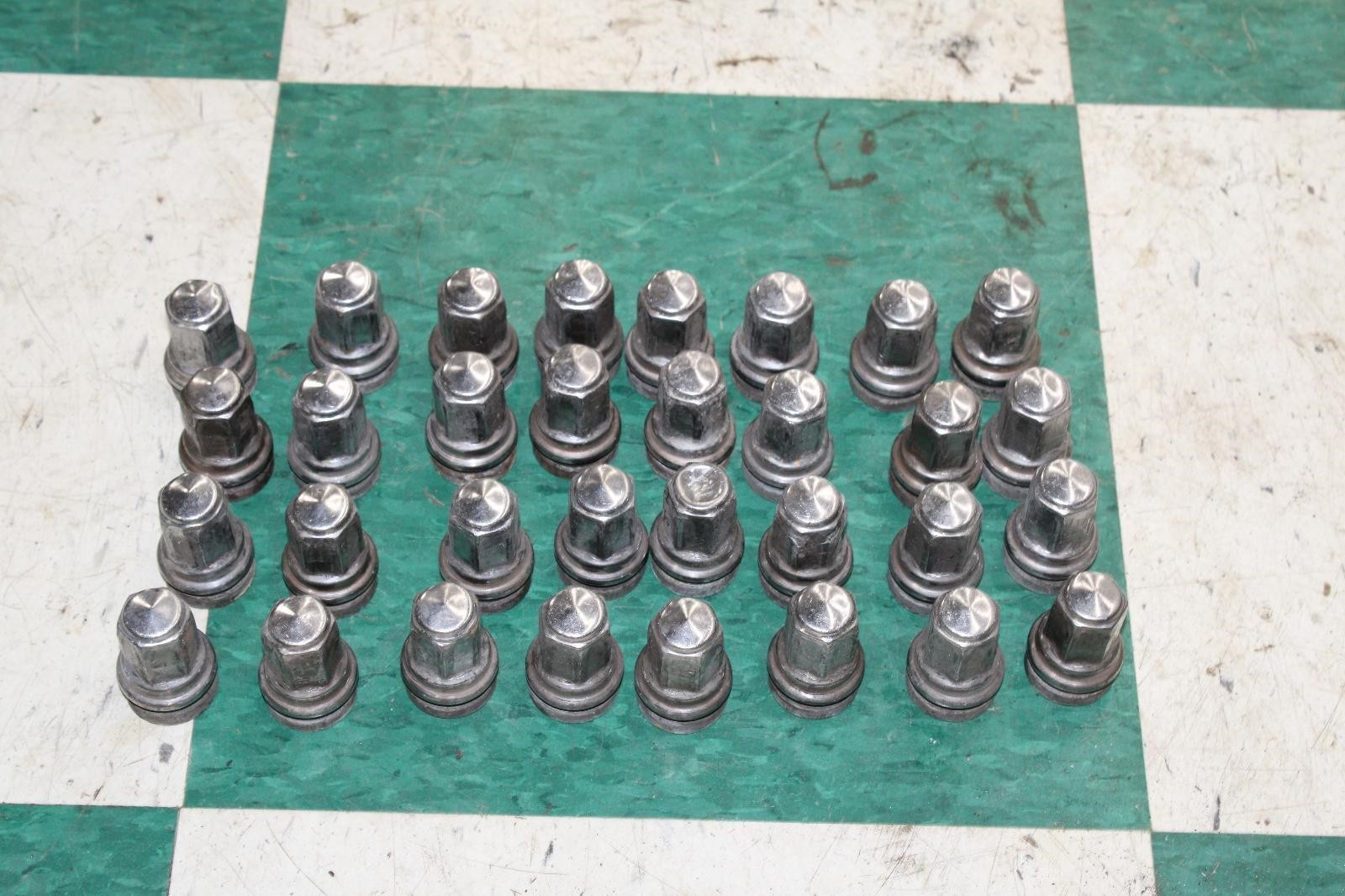 17-22 F250 Chrome Front Rear LH RH Set 32x Wheel Rim Lug Nuts OEM Factory OE WTY