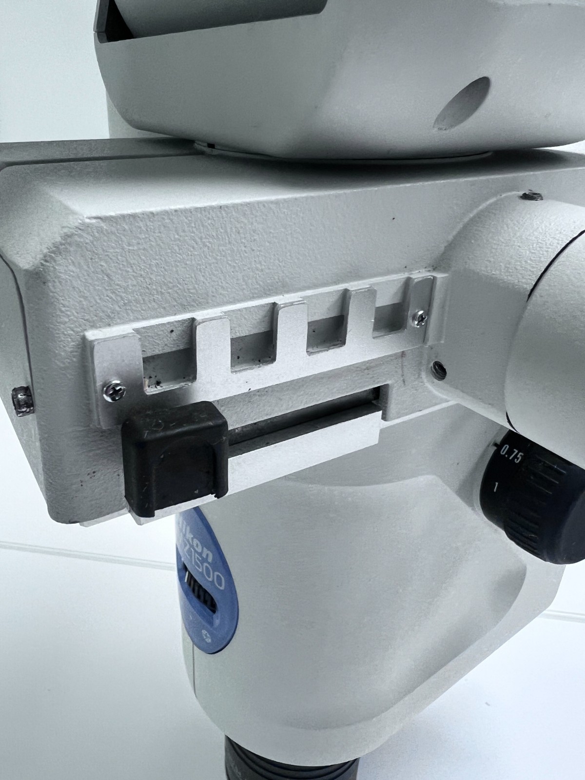 Nikon SMZ1500 Microscope