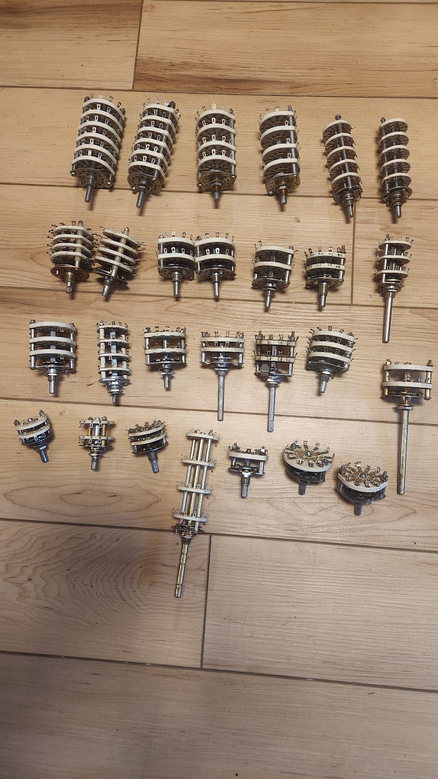 QTY 27 X Oak and other USA Ceramic Rotary Switch Assortment