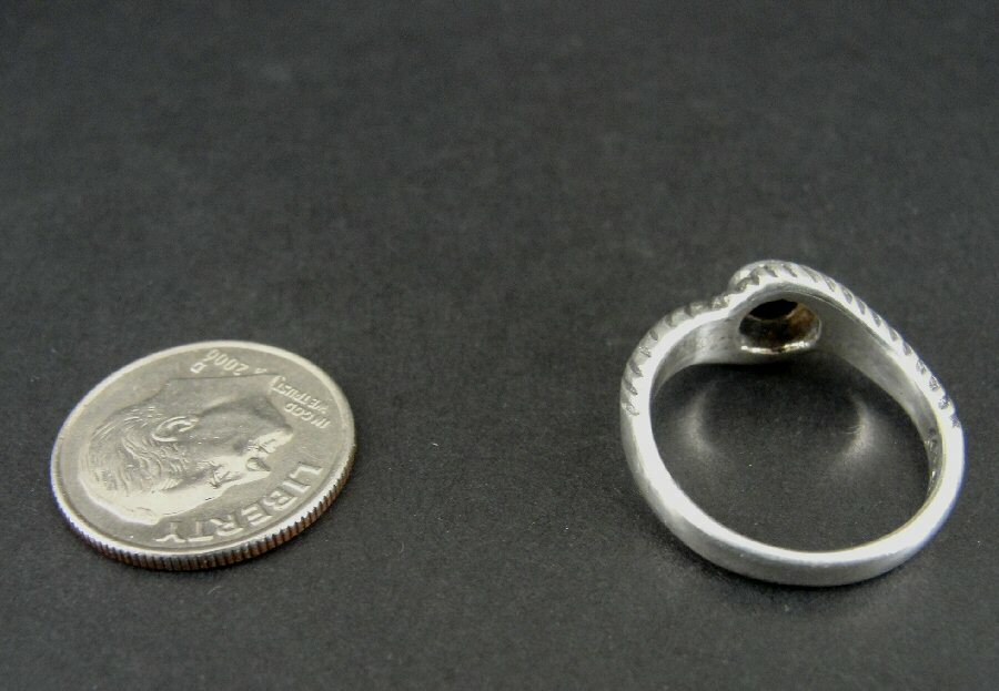 Ring Silver Green Stone with Leaf Side Design Band Silver 925 Size 5.5 Ring