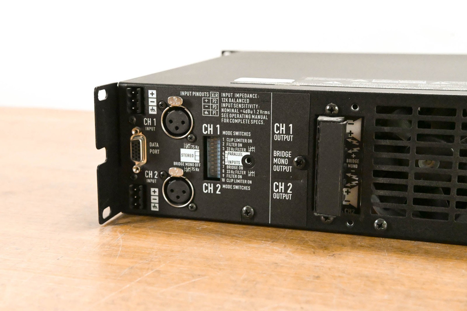 QSC CX302 2-Channel Power Amplifier CG0127F