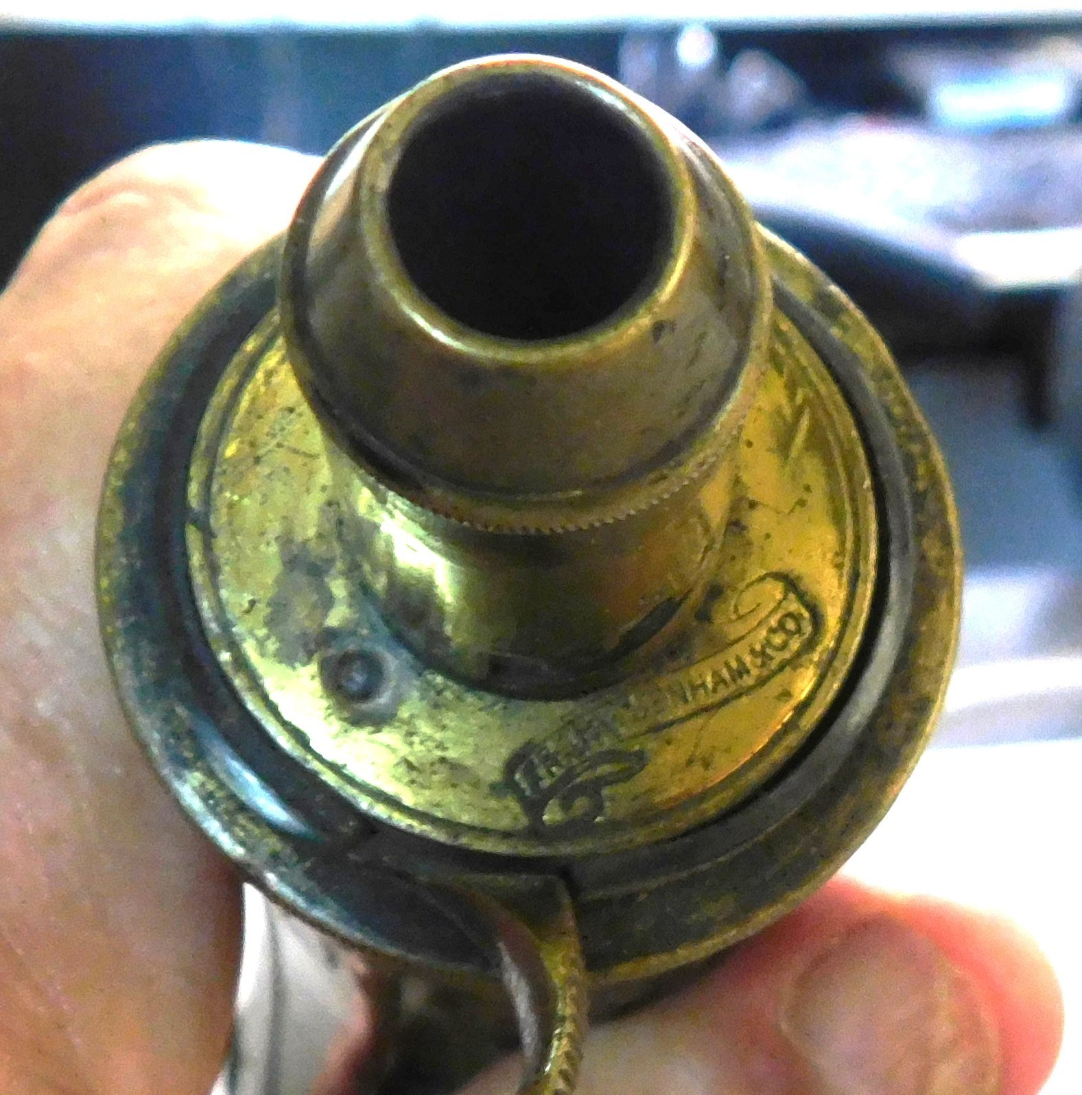 Antique Frary Benham & Co Brass Black Powder Flask Shell Pattern 1850 Adjustable