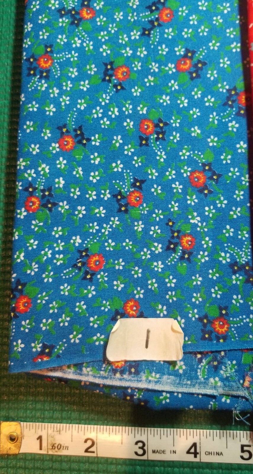 YOUR CHOICE VTG SCRAPS 1970 calico Floral Holly Hobbie style cotton quilt Fabric