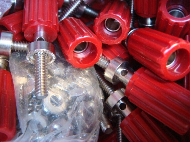 LOT 25 RED Insulated Binding Posts -- Johnson 111-0702-001 -- New and Unused