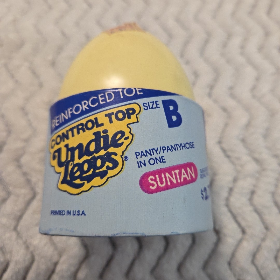 VTG Undie-Leggs Egg Panty Pantyhose In One Size B Reinforced Toe Control Top