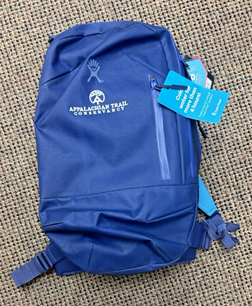 Hydro Flask Blue Appalachian Trail Conservancy Backpack 20 Liter Water Pocket