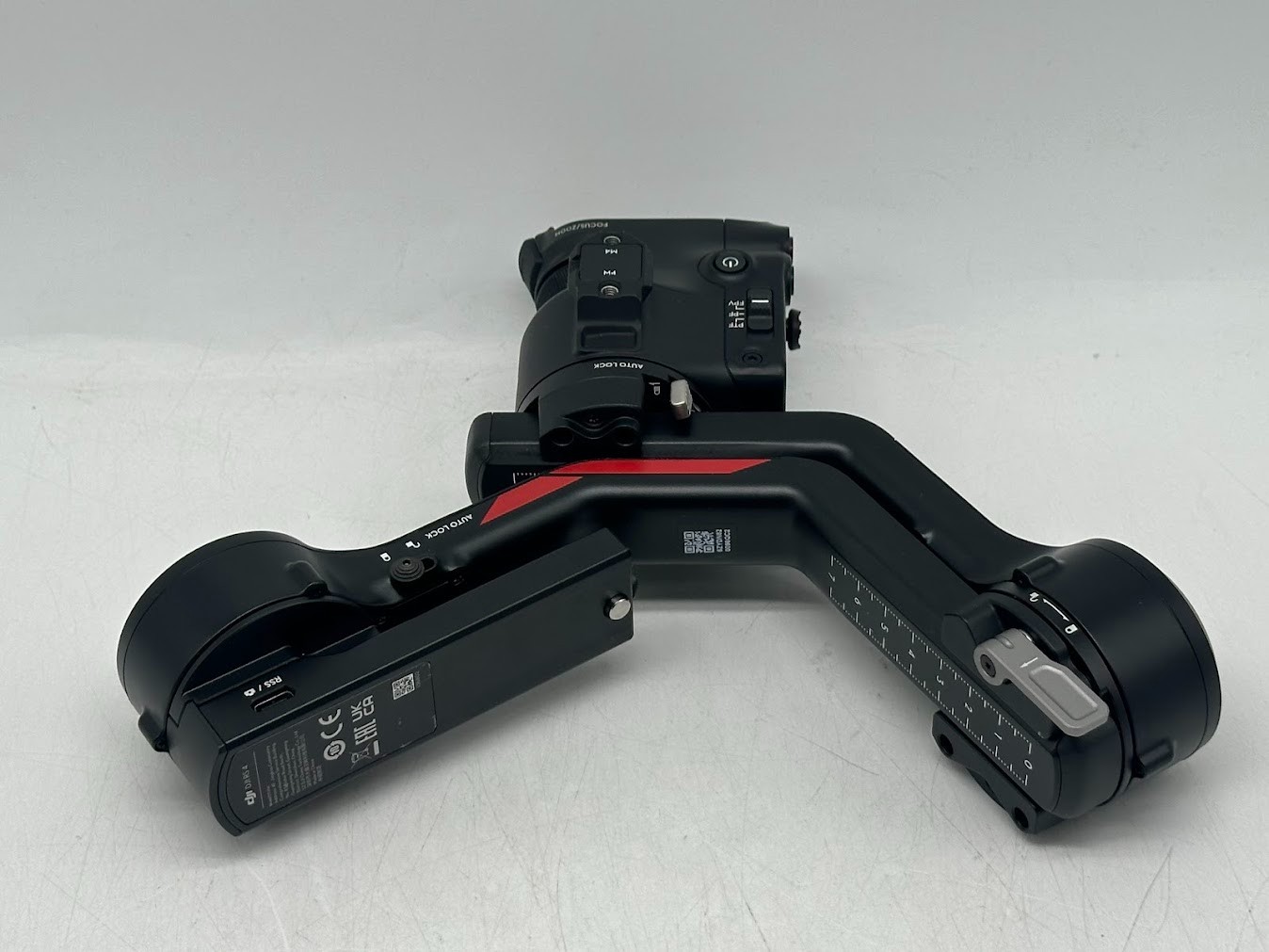 DJI Ronin RS 4 3-Axis Gimbal Stabilizer for Cameras