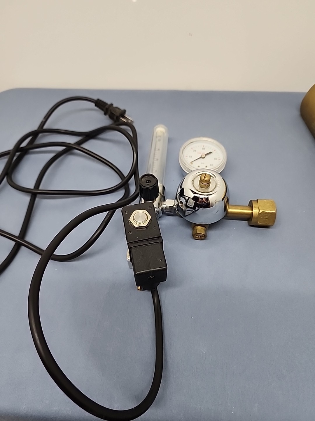 Hydrofarm Liding #2W2T CO2  Regulator For Growing Or Brewing