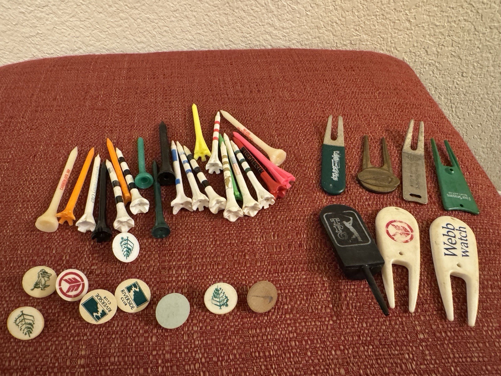 Vintage Lot Of Golf Tees Markers Divot Tools Plastic And Metal