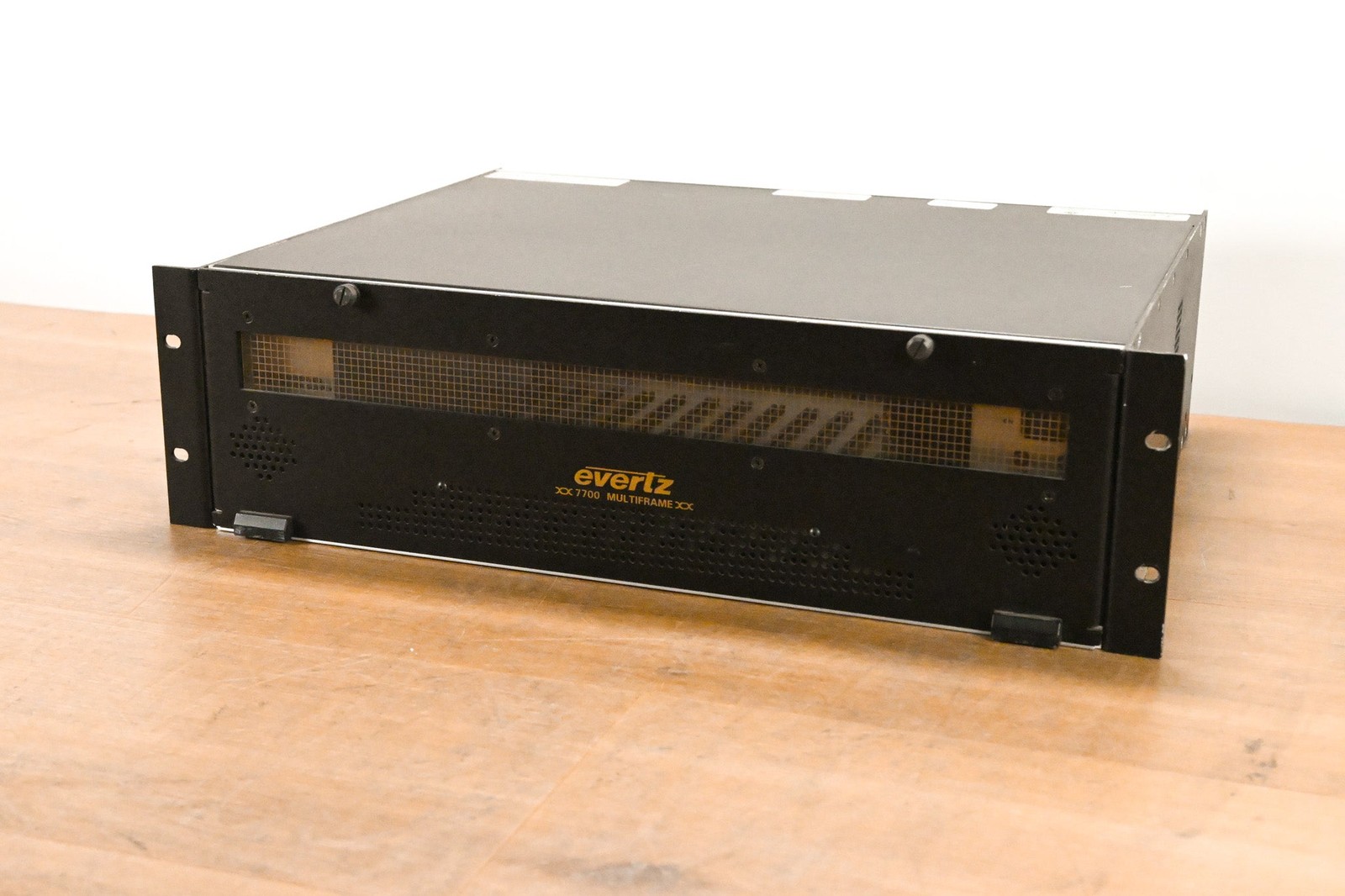 Evertz 7700FR-C MultiFrame Chassis with Cards CG01V8X