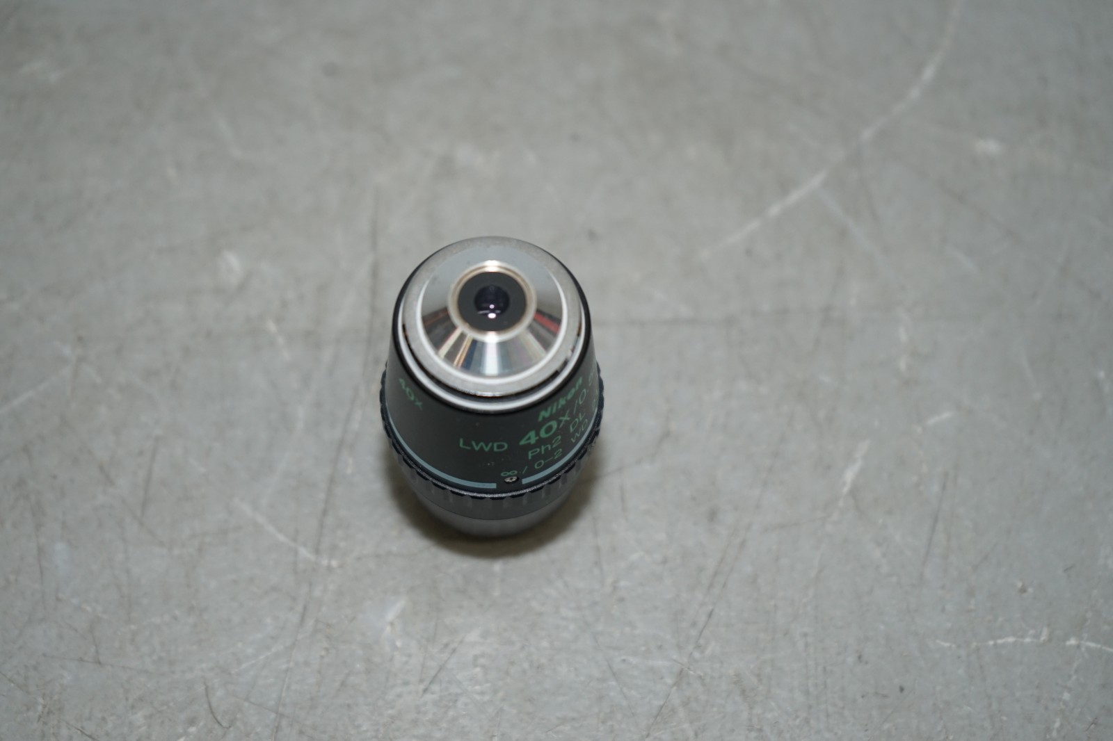 ^ Nikon LWD 40X/0.55 Ph2 DL ∞/0-2 WD 2.1 Microscope Objective #X5985