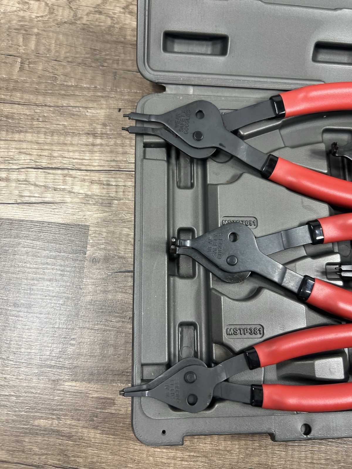 Matco Tools Snap Ring Pliers Set SMSTP6B W/ Hard Case Black/Red