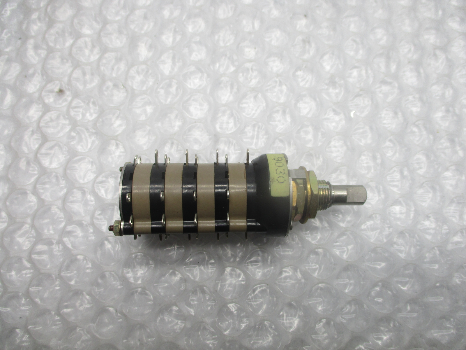 GRAYHILL 9030 ROTARY SWITCH (AS PICTURED) UNMP