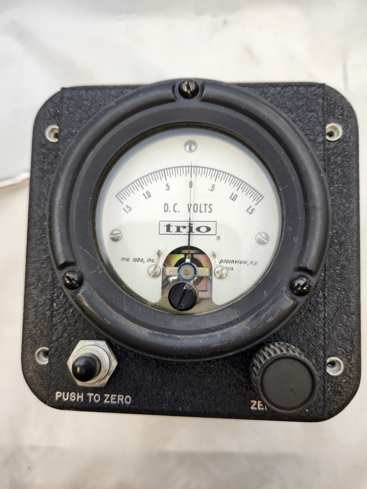 Vintage RARE Trio Vacuum Tube Voltmeter Model SG425 Trio Labs 0-1.5V DC.TESTED!