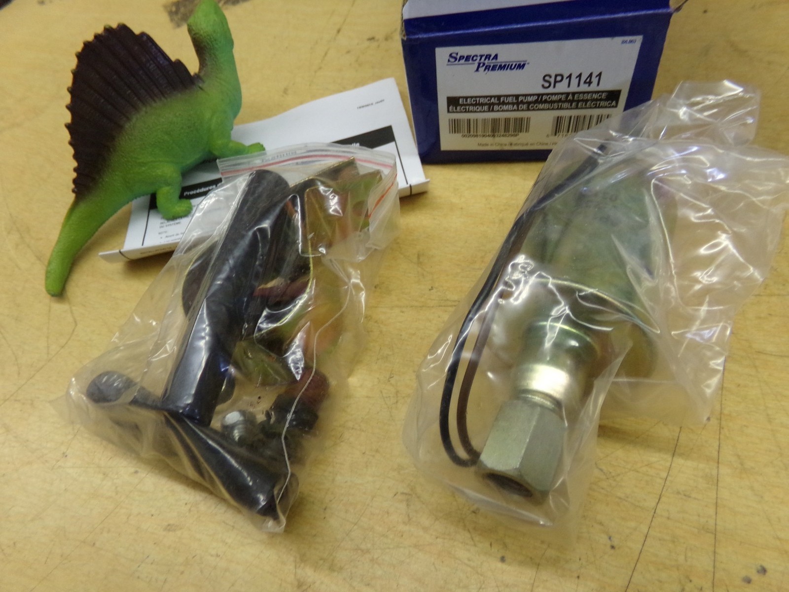 NEW Spectra Premium SP1141 Electrical Fuel Pump *Free Shipping*