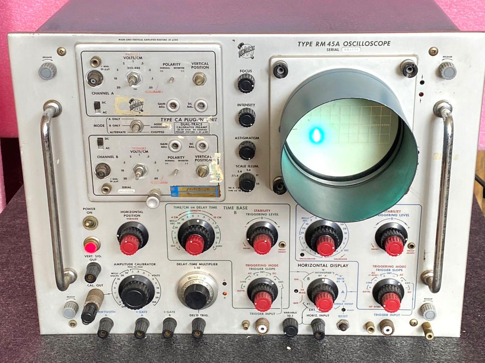 TEKTRONIX TYPE-RM45A OSCILLOSCOPE