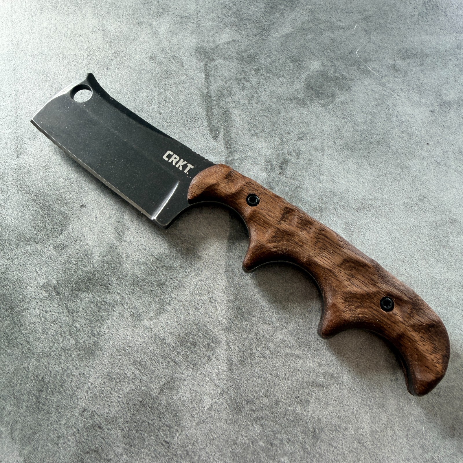 Royalcurl walnut scales for CRKT Minimalist