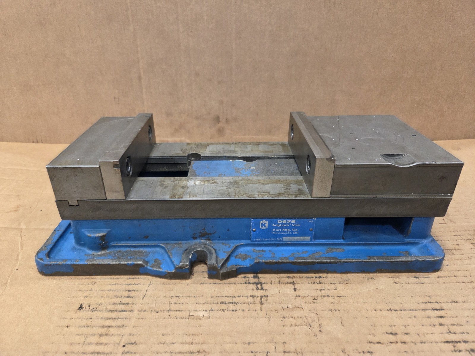 6" Kurt D675 AngLock Milling Machine Vise 7.5" Capacity GE0