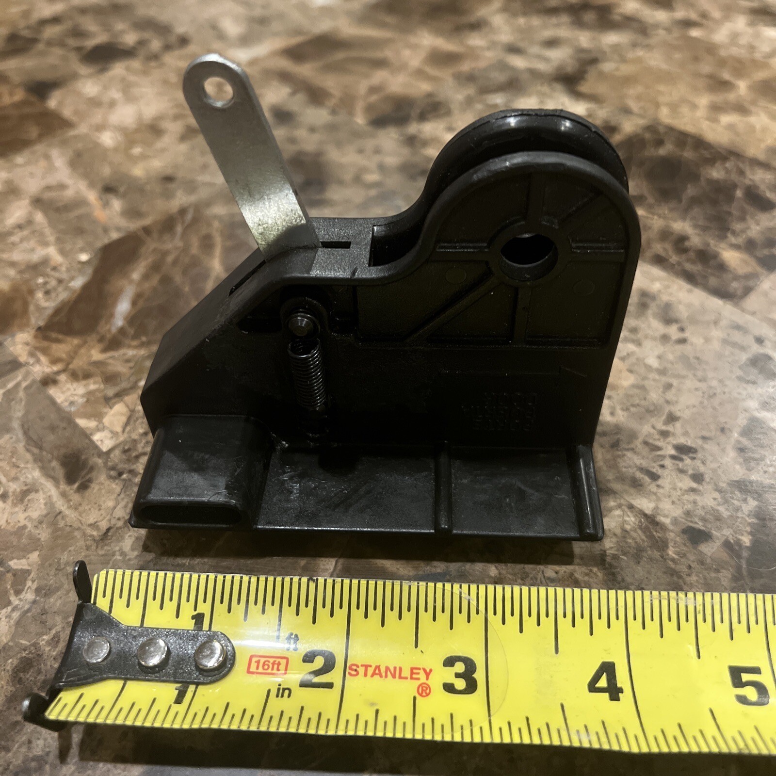 Magnetic Screw Drive Carriage Trolley for Genie Garage Door Openers Used