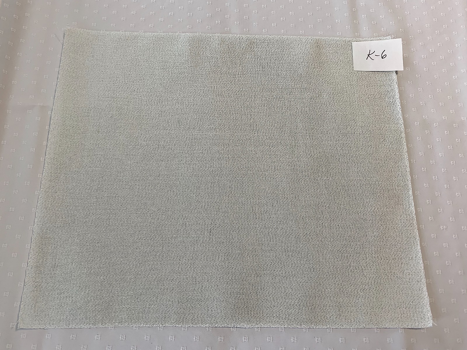 NEW: 28 ct. Wichelt Jobelyn: "IRRIDESCENT WHITE"-  17" x  20"  (w/Opal Glitter)